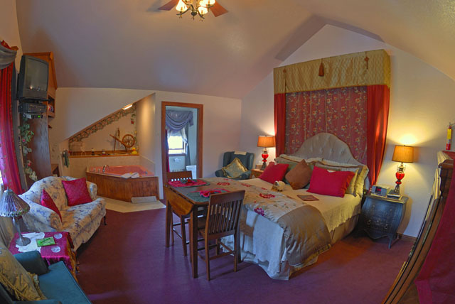 The Sunrise and Steeple Suites - Lanesboro, MN